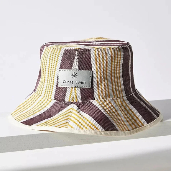 NWT.  Anthropologie  Güneş Swim Slouch Bucket Hat